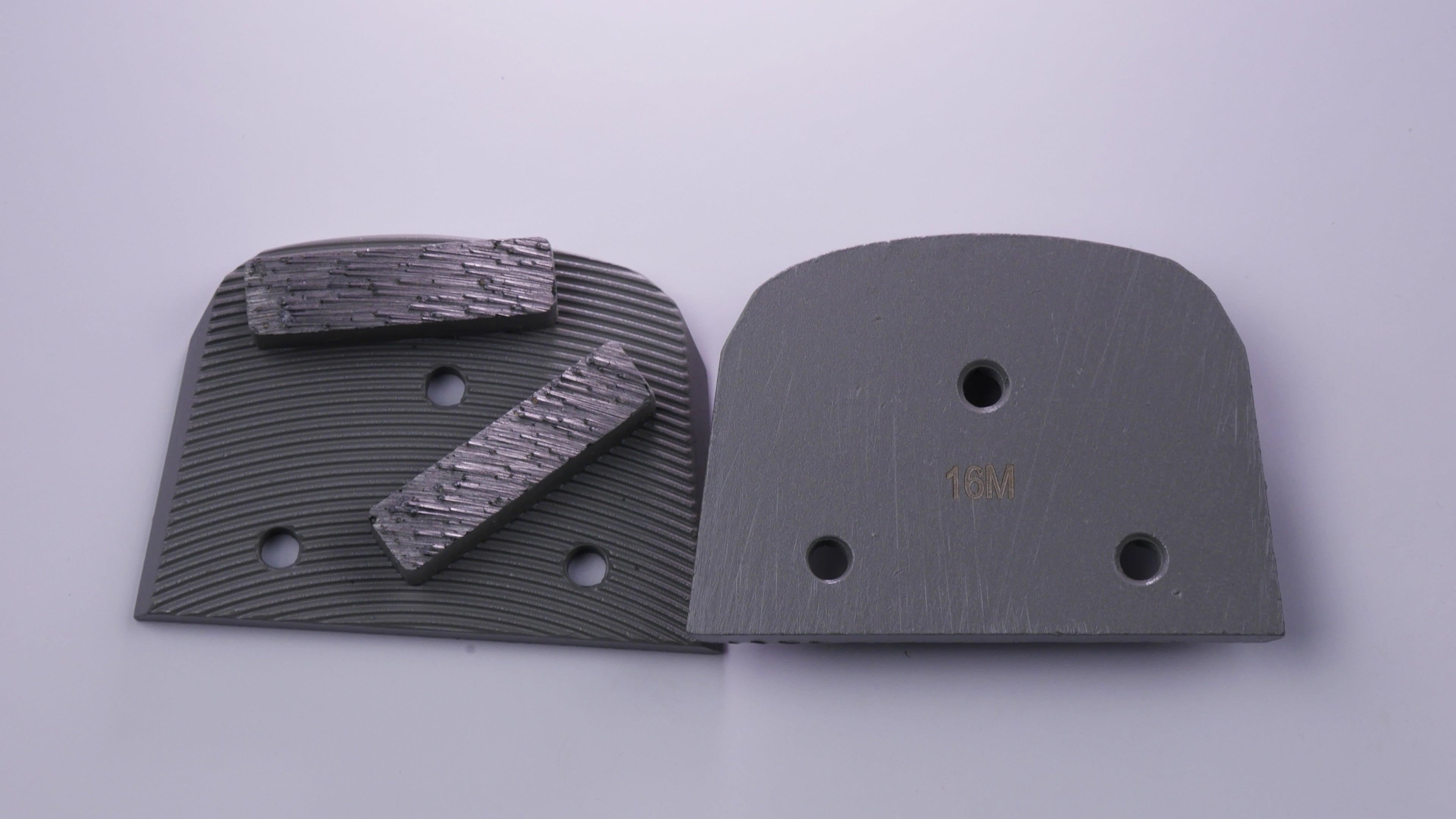 Lavina Two Block Segments Metal Trap Diamonds